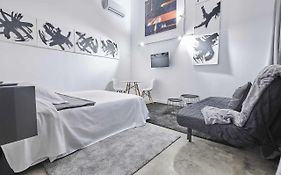 Dalia Modern & Luxury